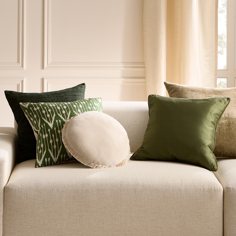 CB2-UAE-ENG-HP-17Aug26-Pillows-Block.jpg